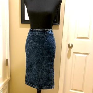 Pencil skirt